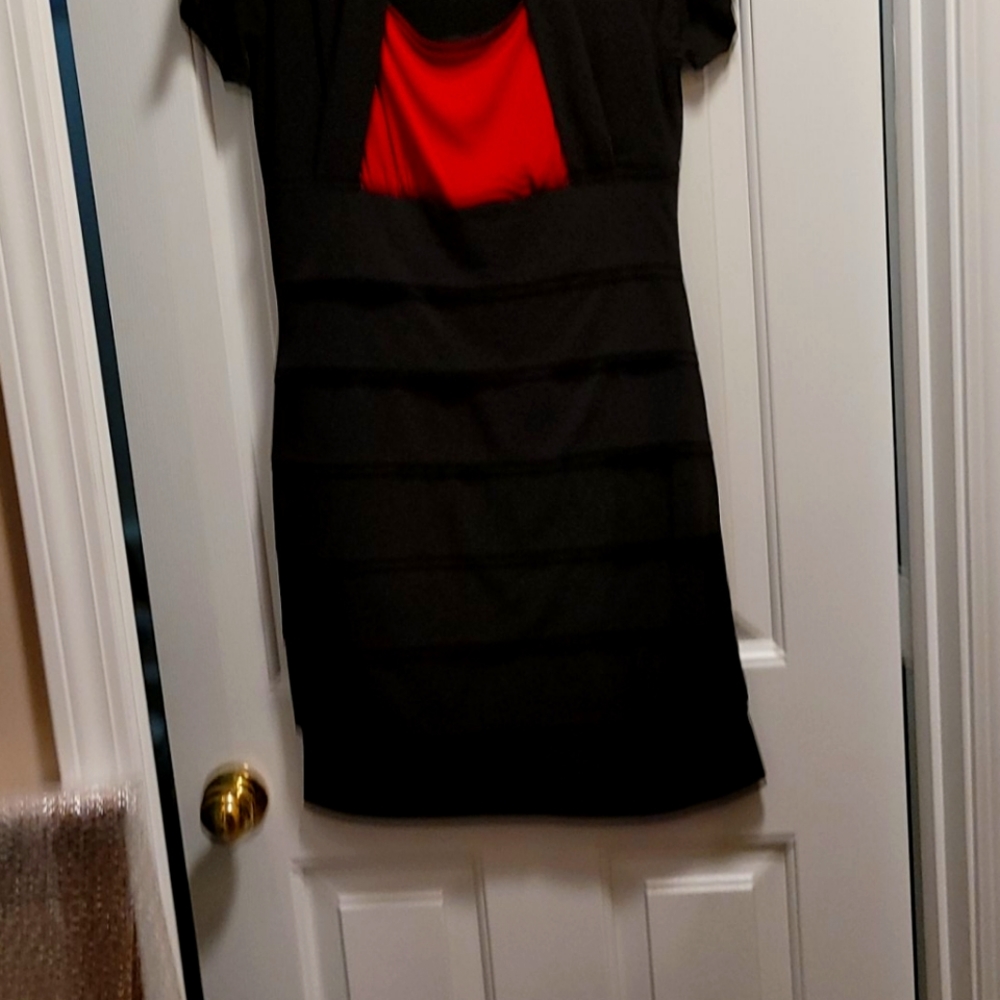 En Focus Studio Black & Red Dress